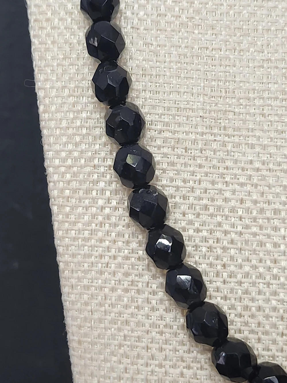 N/A elegant black